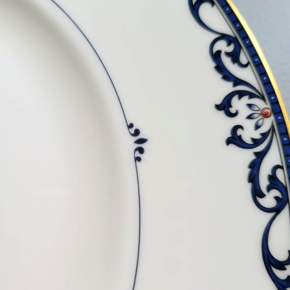 Lenox Royal Scroll Dinner Plate White with Elegant Blue Scroll, Red Dots, USA - Picture 4 of 10